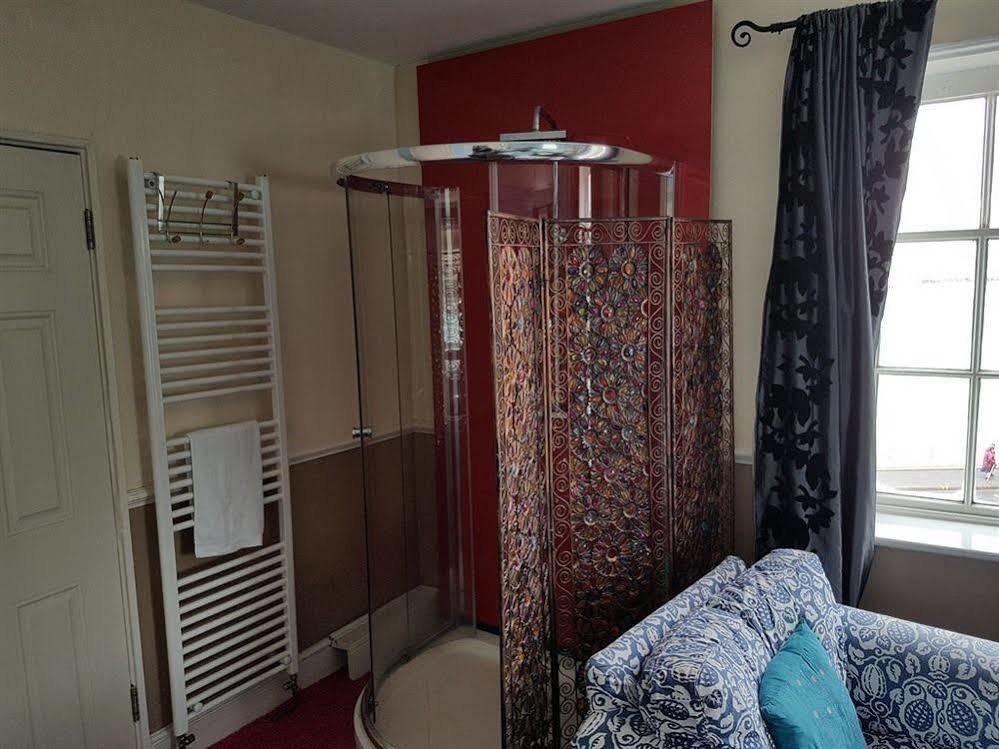 The Roundhouse 4* Weymouth