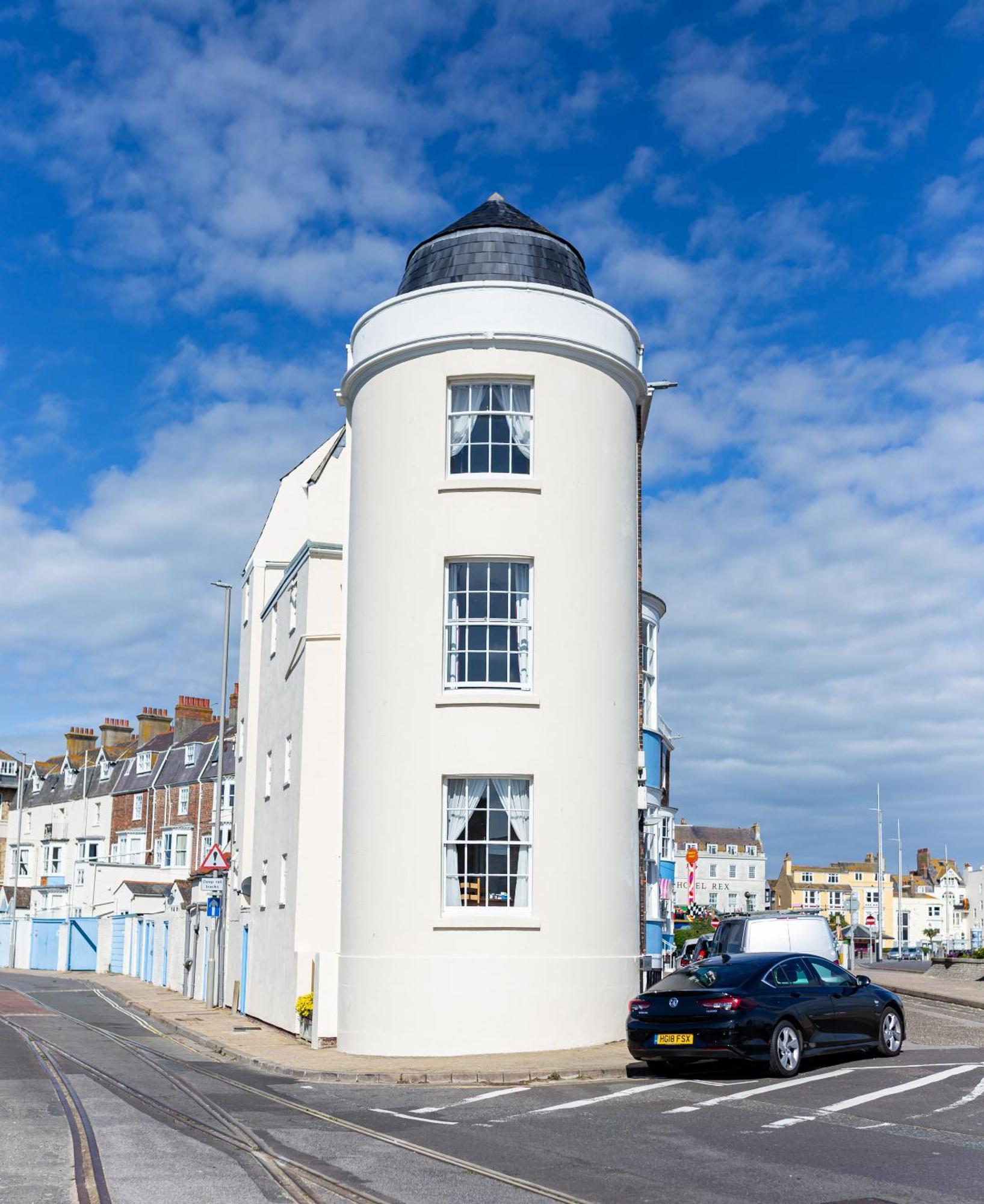 The Roundhouse 4* Weymouth